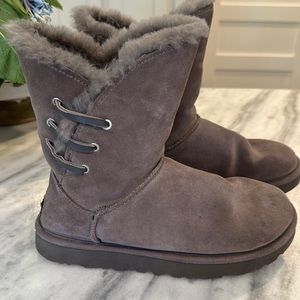 Ugg Boots with Gray Stretch lace sides